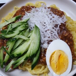 夏バテ防止！ジャージャー麺！